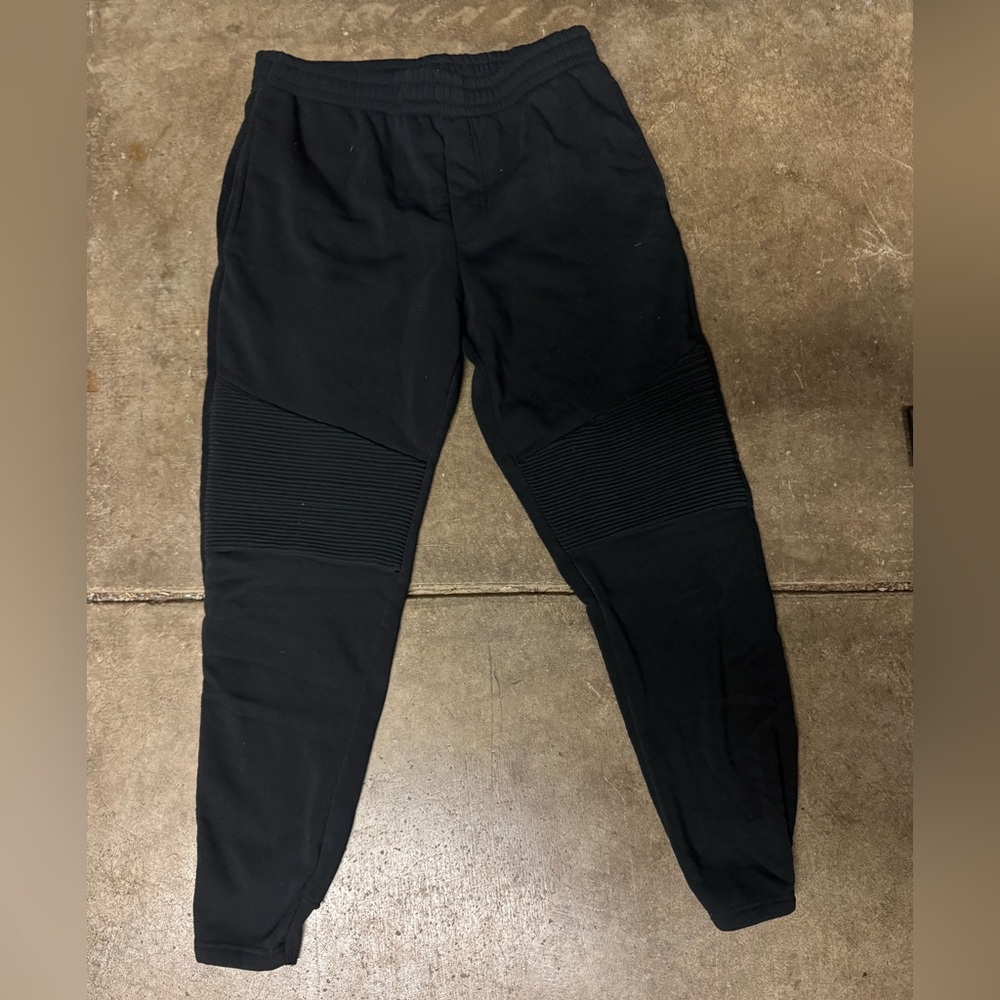 Men's Black Jogger Pants Red Ape size Large men’s